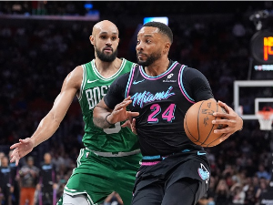 Јовићево лоше вече у поразу Мајамија од Бостона