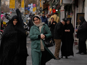 У Техерану мирно, хапшења се настављају - интернет и даље углавном блокиран