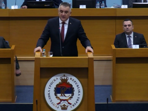 Више од реконструкције – у Бањалуци у неколико сати оставка једне и избор нове Владе РС, мандатар исти 