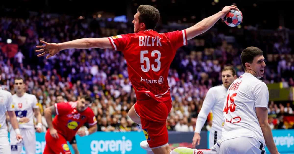 Србија поражена од Аустрије, Шпанија ковач српске среће