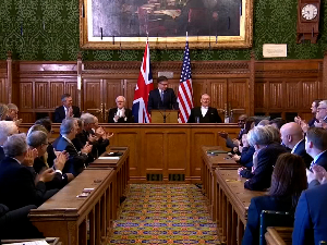 Од посебних односа до несугласица - војне базе копају ров између САД и Британије 