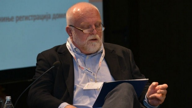 Пут у речи                         : Слушајте „Пут у речи" и размишљајте о језику