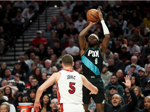 Јовић и Мајами не излазе из кризе, рутинска победа Портланда