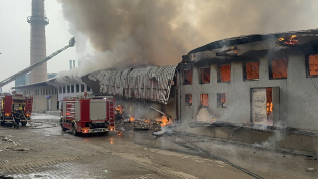 Велики пожар у индустријској зони у Новом Пазару, горе фабрике текстила