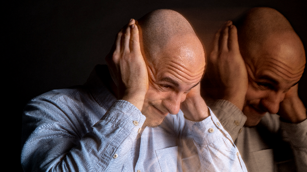 Доказано зашто оболели од шизофреније чују гласове – мозак чује сопствене мисли као гласове