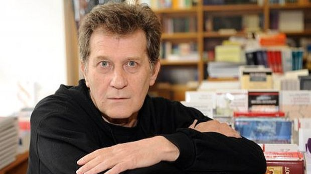 Књижевни дијалог: Јовица Аћин