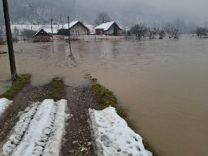 Ванредно у Осечини, Лозници, Владимирцима, Малом Зворнику, Крупњу и делу Пријепоља, РХМЗ упозорава на нове снежне падавине