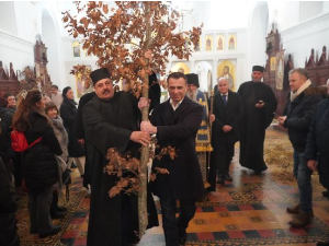 У Саборном храму у Пакрацу обележен Бадњи дан уз присуство министра Милићевића