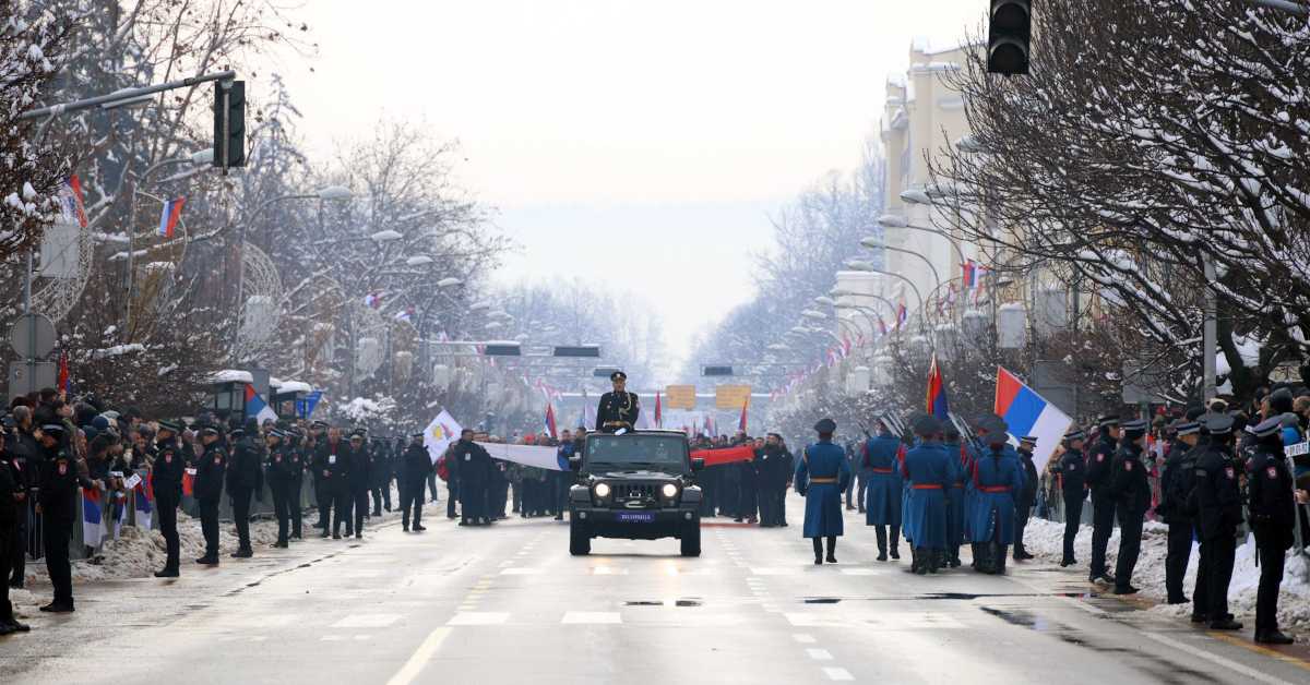 Дан Републике Српске - свечани дефиле у Бањалуци, литургију служиo патријарх Порфирије
