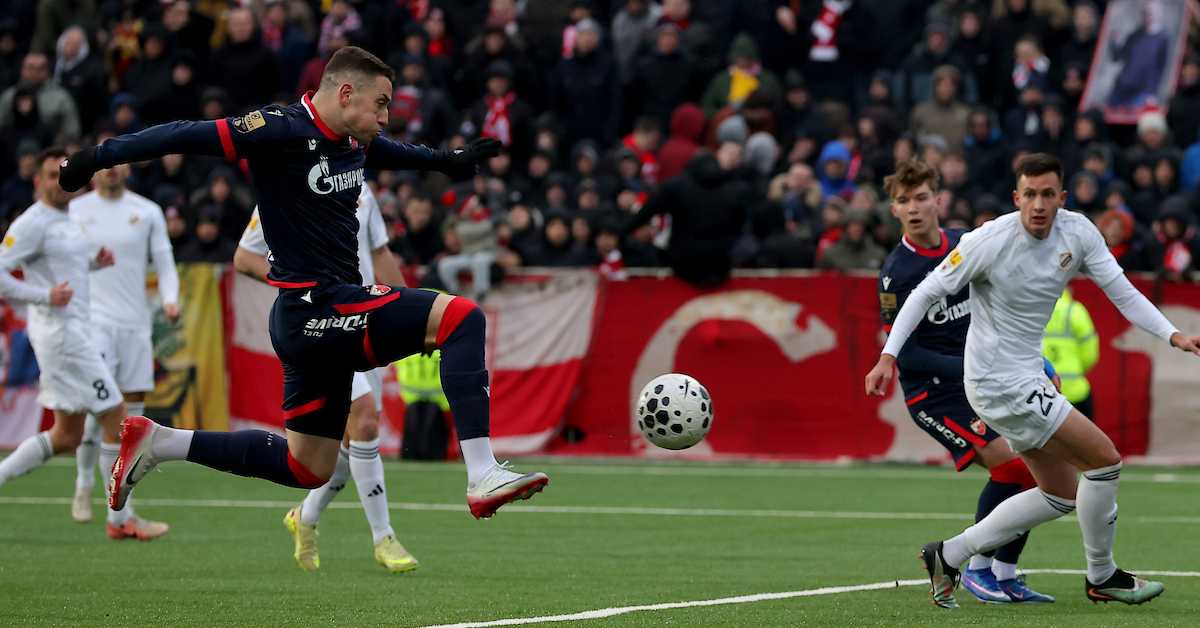 Звезда преузела прво место, Чукарички намучио црвено-беле