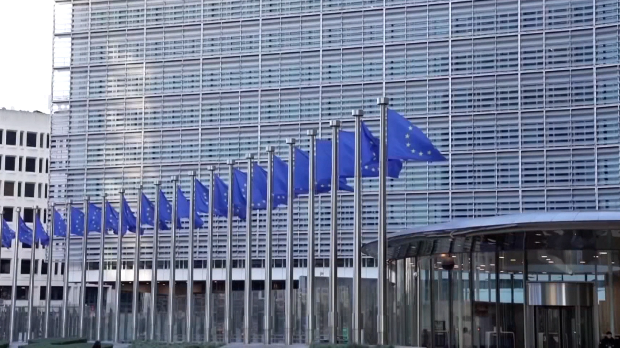 Блага предност за ЕУ упркос подељености – за чланство млади и они који памте изолацију 