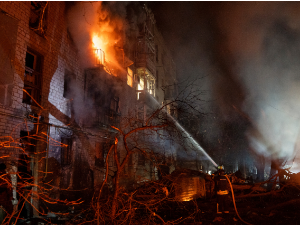 Кијев пристаје "сви за све" – Москва на потезу; Сикорски: Крај рата зависи од тога ко ће први попустити