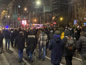 Протести у више градова поводом синоћних инцидената испред СНП-а
