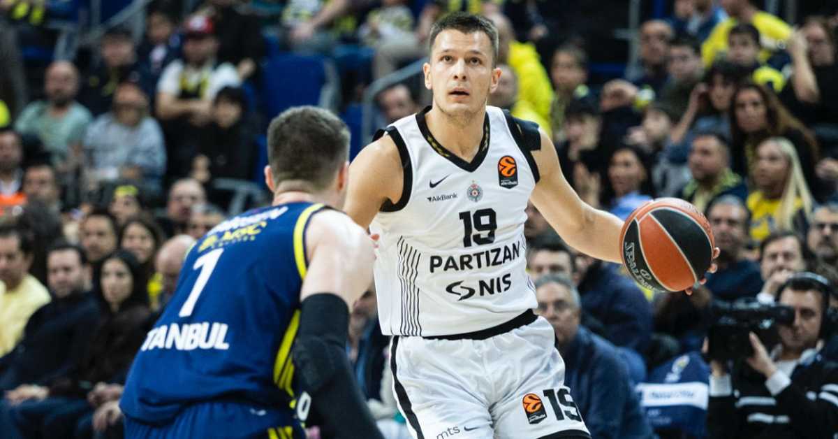 Партизан скупо продао кожу, Фенеров низ ипак није прекинут