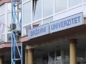 Потврђене оптужнице против 11 особа, терете се за напад на полицајце испред ДУНП-а