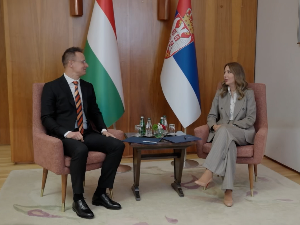 Сијарто: Преговори око НИС-а теку добро; Ђедовић Хандановић: Тражимо компромис