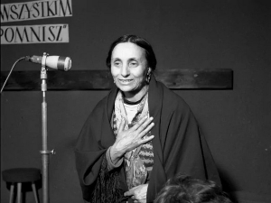 Живот Брониславе Вајс Папуше