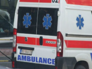 Хитна помоћ: Тинејџер тешко повређен у тучи у близини Бранковог моста