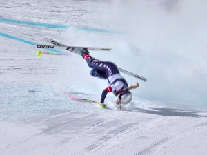 Линдси Вон хеликоптером пребачена у болницу после пада на Олимпијским зимским играма