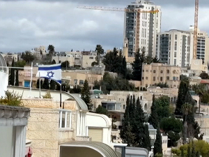 Тел Авив између узбуна и склоништа, каква је свакодневица Израелаца у новој рунди сукоба