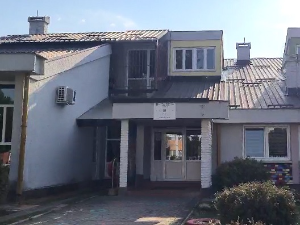 Предшколска установа у Чачку о утврђивању одговорности поводом изласка  петогодишњег дечака из вртића 