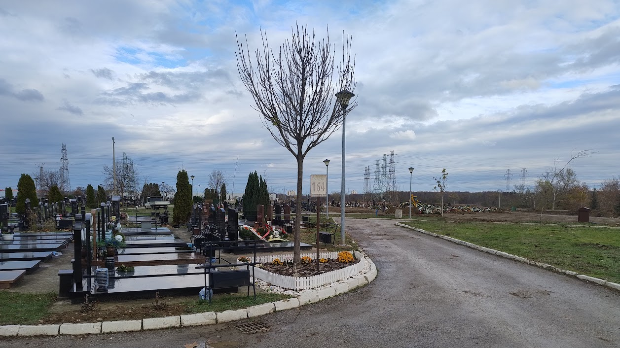 Од бесплатног гробног места до милионских гробница – колико кошта сахрањивање у Србији