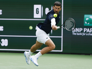 Ђоковић и Циципас стали у дублу, елиминисали их Риндеркнеш и Вашеро 