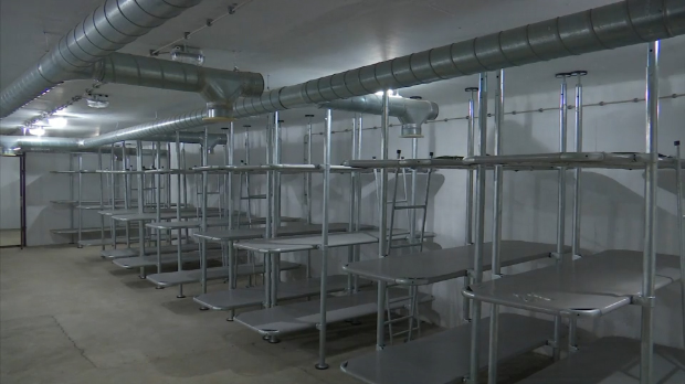 Екипа РТС-а у београдским склоништима – нека опремљена, нека претворена у оставе