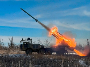 Москва и Кијев различито о мировном решењу; наставак политичког рата Орбана и Зеленског