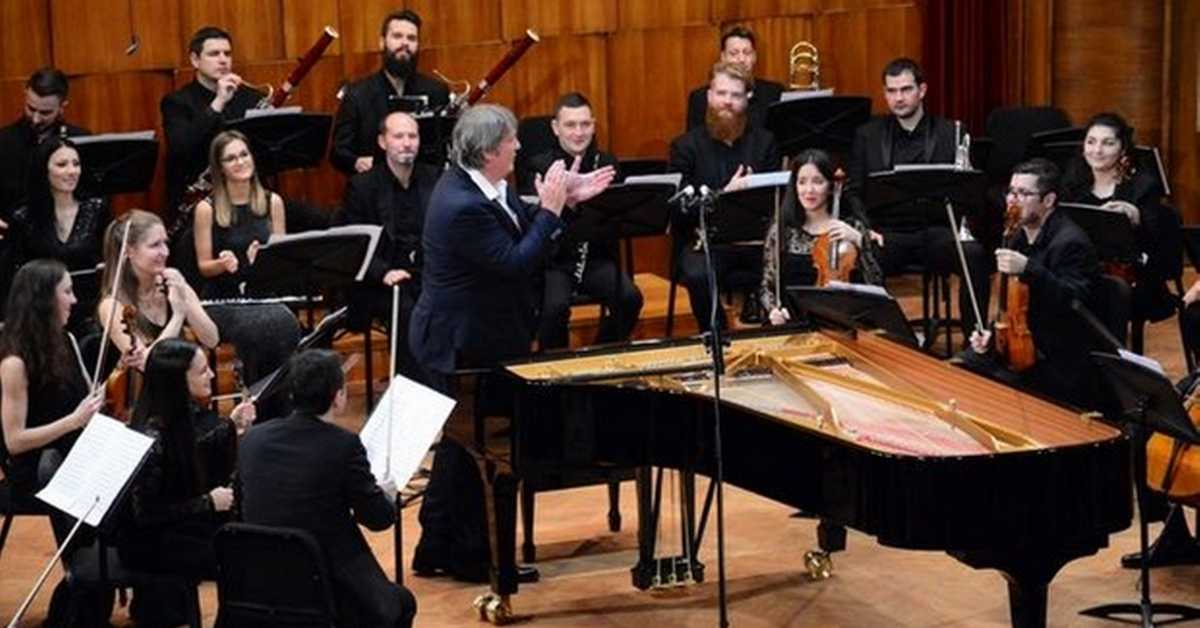 Борис Березовски и камерни оркестар Музикон