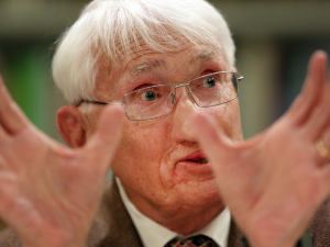 Преминуо Јирген Хабермас – 