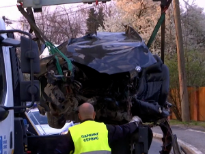 Тешка саобраћајна несрећа у Барајеву, погинуо младић