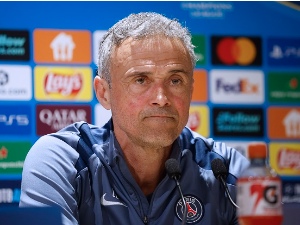 Луис Енрике рачуна на 22 играча за меч Пари Сен Жермена против Челсија