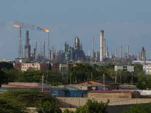 САД ублажиле санкције Венецуели како би повећале понуду нафте на тржишту