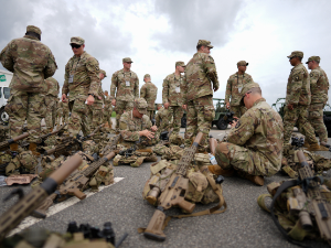 Вашингтон пост: Пентагон припрема копнену операцију у Ирану;Техеран: Трамп шаље америчке снаге у мочвару смрти