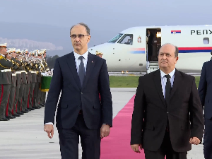 Мацут допутовао у дводневну посету Алжиру