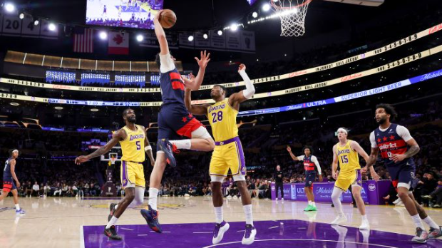 Вукчевић двоцифрен у поразу Вашингтона од Лејкерса