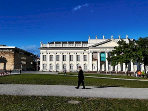 Авангарда - језик лудости: "Изведба"