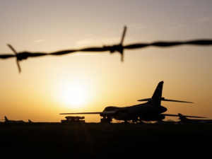 Нови Трампов ултиматум и ванредно стање пред преговоре Ирана и САД, за столом судбина Блиског истока и енергентска слика света