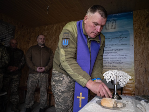 Кијев тврди да Москва крши ускршње примирје, размењено по 175 заробљеника
