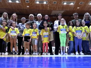 Прва генерација “Медицинара” после пола века поново заједно на терену