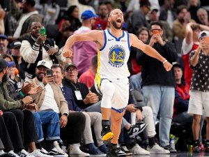 Кари елиминисао Клиперсе, Сиксерси без Ембида до плеј-офа