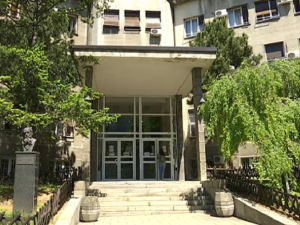 Медицински факултет: Избори регуларни, инциденти касније уследили; Студенти у блокади: Просветна инспекција у деканату