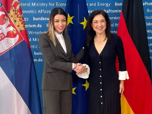 Министарка Месаровић са немачком колегиницом Катерином Рајхе о проблему превозника