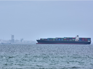 Иран: Ормуз остаје затворен док се не постигне трајни мир; Трамп: Нећемо пристати на уцене Техерана