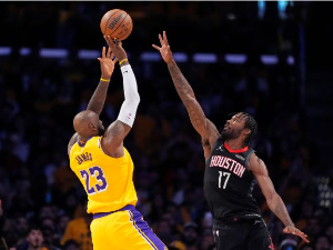 Лејкерси повели против Хјустона