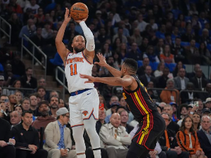 Брансон ефикасасн, Никси воде против Хокса