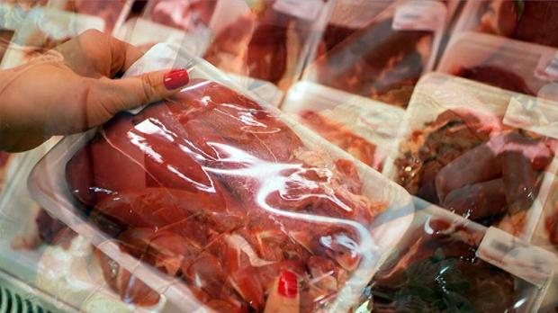 Шта треба да знамо пре него што купимо месо - савети и упозорења за потрошаче 