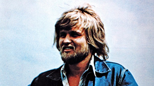 Троделни омаж