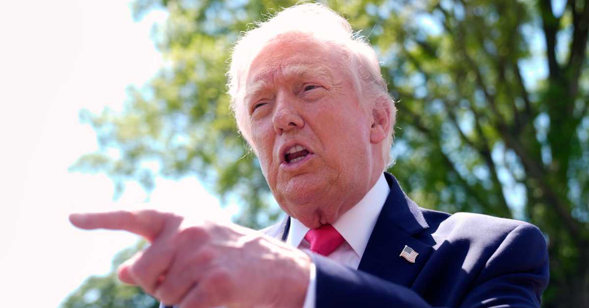 Трамп: Иран смо потпуно војно поразили, нико неће користити нуклеарно оружје; Израел наставио нападе на јужни Либан